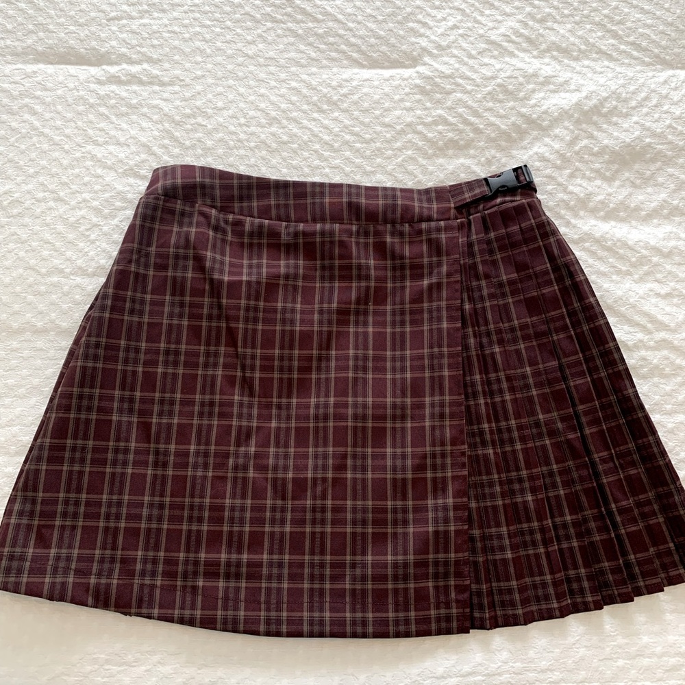 💜Wild Fable “90’s inspired” plaided mini skirt💜